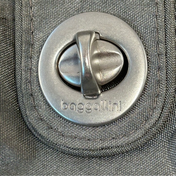 BAGGALLINI SORRENTO RFID HOBO BAG-BLUEFLY LIGHT GRAY - Picture 10 of 12